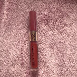 Victoria's Secret Shine Plumper Lip Gloss - Bold Red